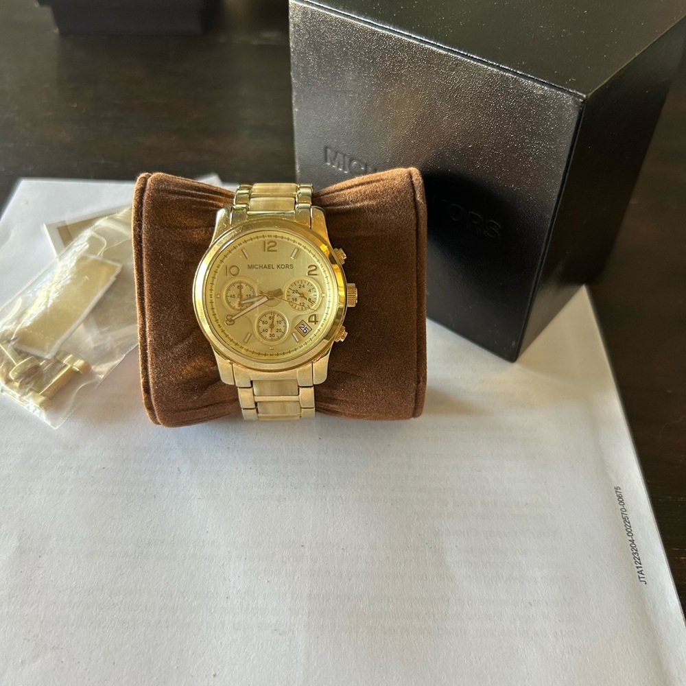 Michael Kors 5660 Gold Watch